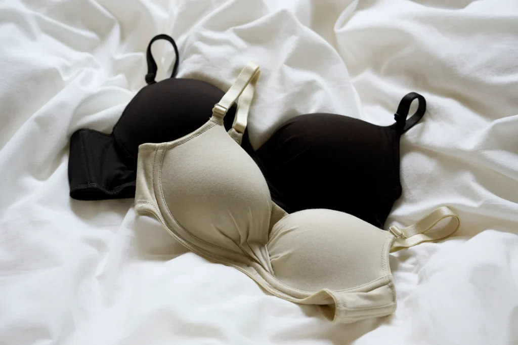 ノンワイヤーでも胸が上向き？３０代女性が選んだ一日中ラクなブラ